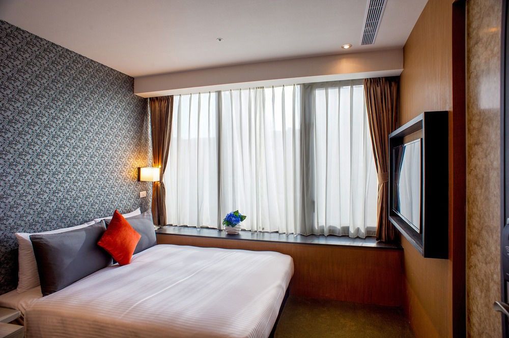 Taipei M Hotel - Main Station Exterior photo